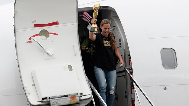 Christie-Rampone-World-Cup-trophy 