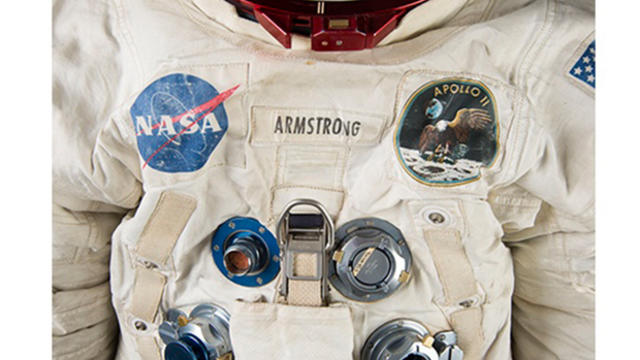 armstrong-suit-promo.jpg 