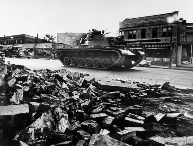 detroit-riots-1967-10.jpg 