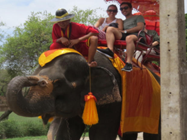 Elephant Ride Thailand (credit: Randy Yagi) 
