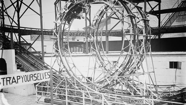 Early photos of amusement parks 