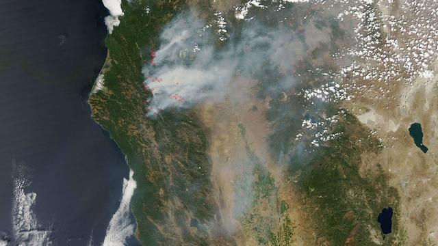 wildfires2015-08-07t163443z920375453tm3eb870ygq01rtrmadp3usa-wildfires.jpg 