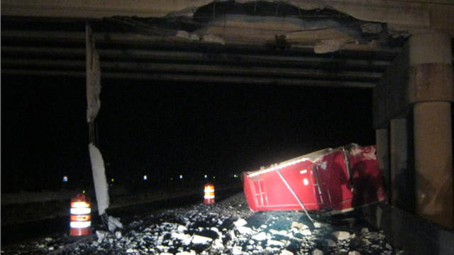 wisconsin-dump-truck-crash.jpg 