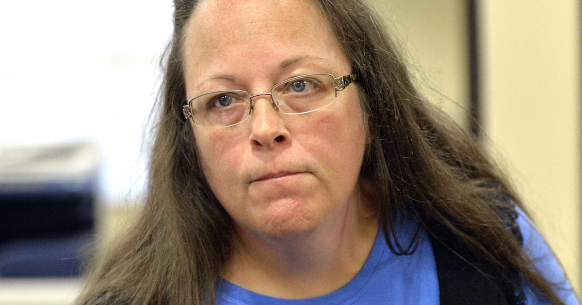 Kim Davis Rowan County Kentucky Clerk Loses Another Appeal In Gay Marriage Case Cbs News 5506