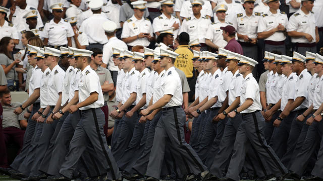 west-point-pillow-fight.jpg 