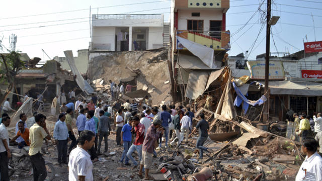 india-restaurant-explosion-2015-09-12t101856z.jpg 