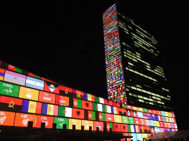 UN Global Goals Light Show 