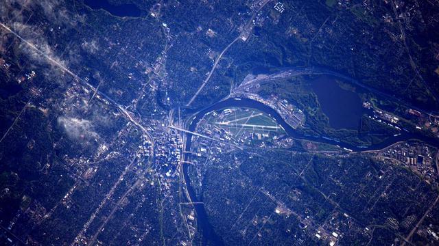 st-paul-from-space.jpg 