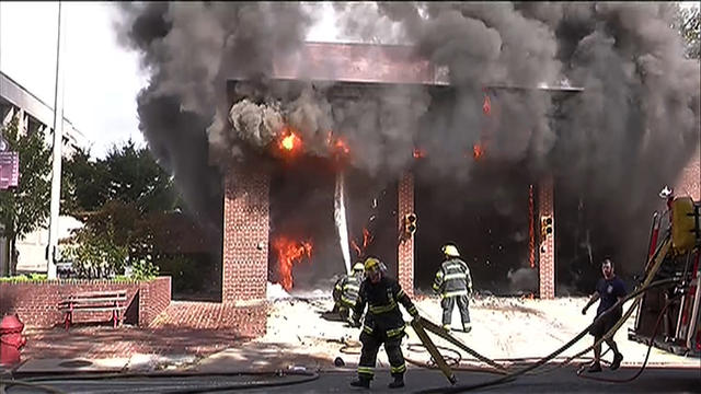 us0927oldhousefire640x360.jpg 