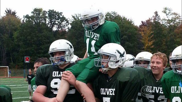 sunmo1027football640x360.jpg 