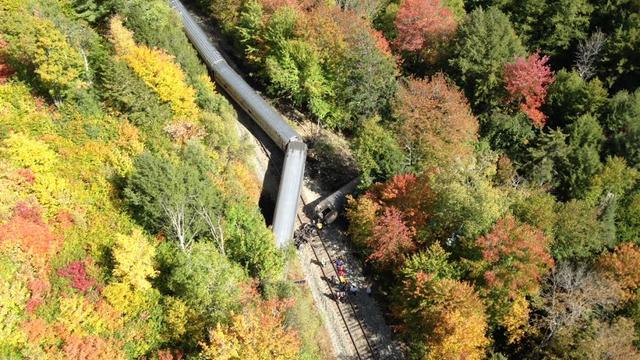 Amtrak train derailment vermont 