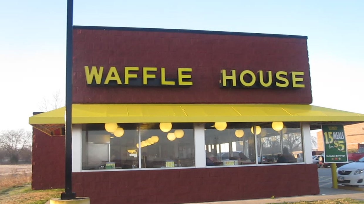 mvi2861wafflehouseinfortworth.jpg 