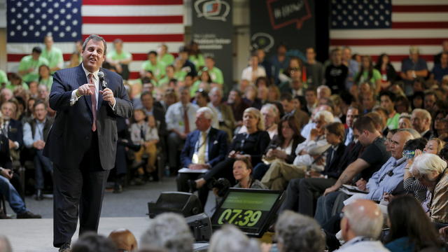 Republican presidential candidate Chris Christie answers a question from the audience at the No Labels Problem Solver Convention in Manchester, New Hampshire, Oct. 12, 2015. 