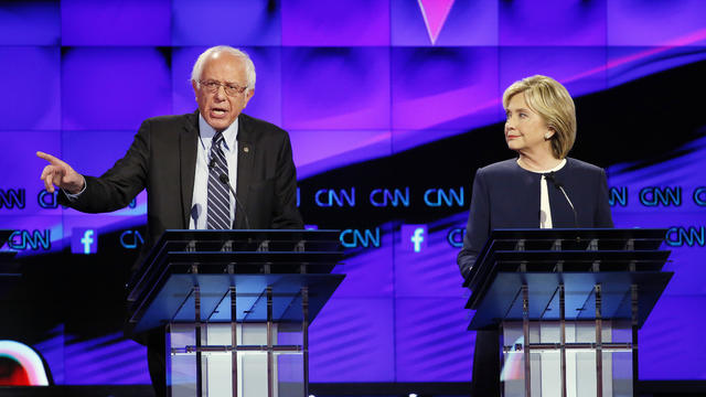 Clinton and Sanders debate 