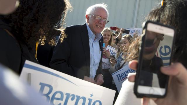 2015-10-18t222256z1409816525gf10000250247rtrmadp3usa-election-sanders.jpg 