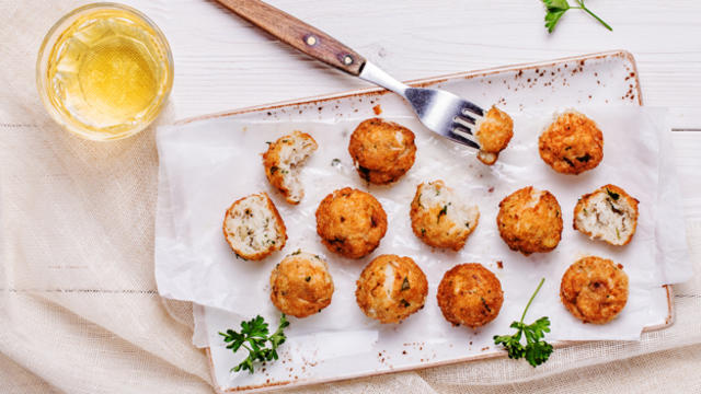 pumpkin_and_goat_cheese_croquettes.jpg 