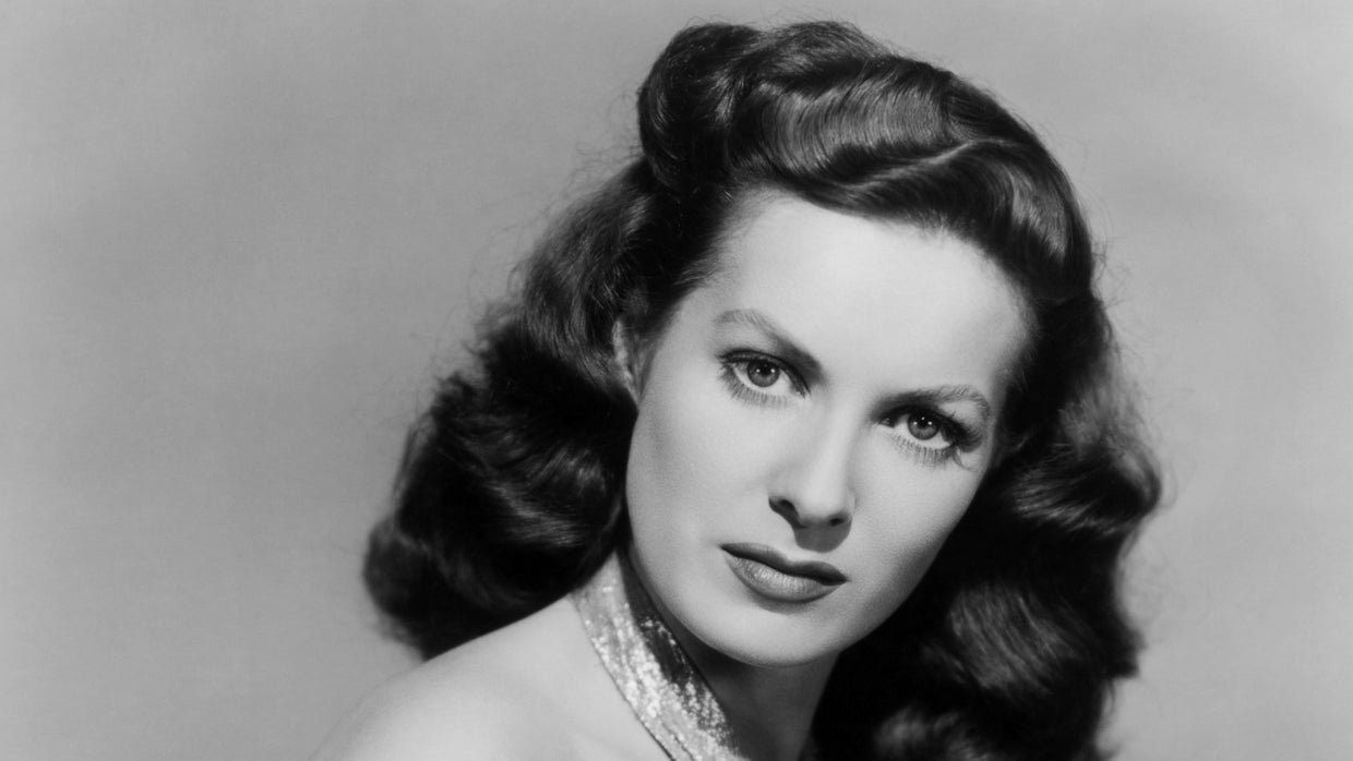 Maureen O'Hara, star of "The Quiet Man," dies at 95 CBS News