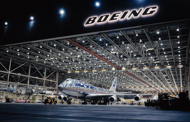 13-boeing-100-years-747-everett-plant.jpg 