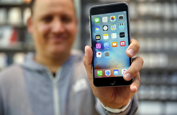 New features, updates in Apple's iOS 9.3 