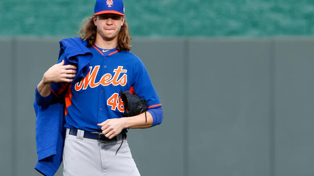 Jacob deGrom, a Met Known for His Hair, May (Gasp!) Cut It - The