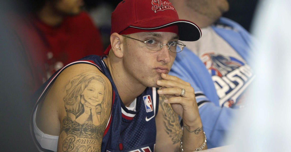 Eminem Does 'Mom's Spaghetti' Promo For The Detroit Pistons [VIDEO] - CBS  Detroit