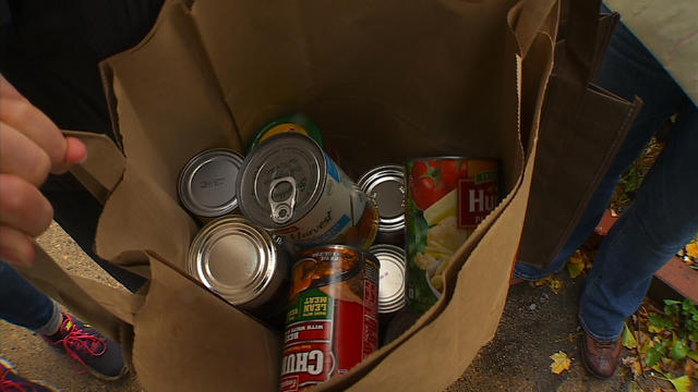 canned-food-drive-donations.jpg 