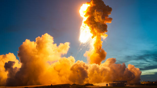 Massive rocket explosion 