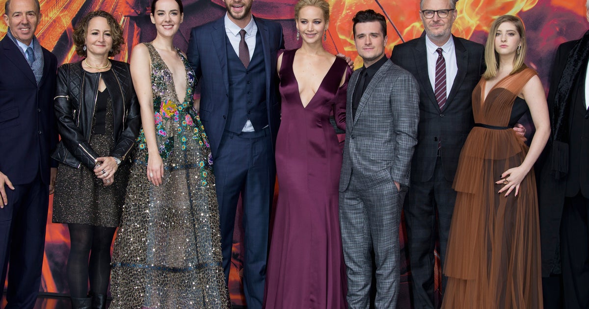 Mockingjay - Part 2 premiere