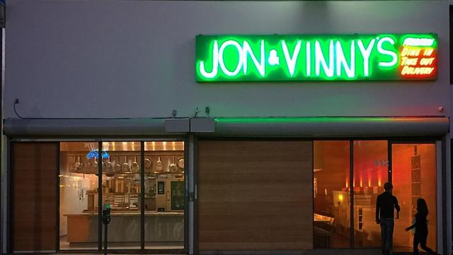 jon-vinnys.jpg 