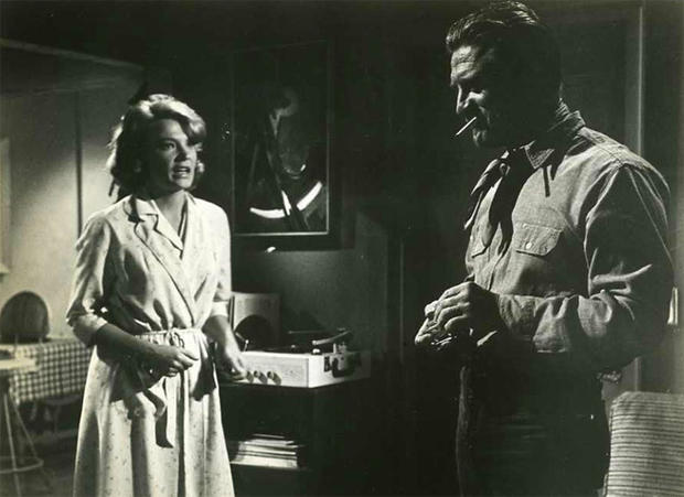 gena-rowlands-lonely-are-the-brave.jpg 