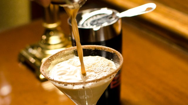 boston-cream-pie-martini-promo.jpg 