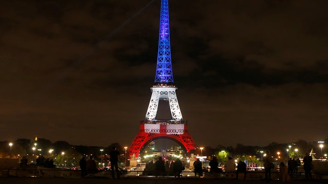 Deadly attacks across Paris 