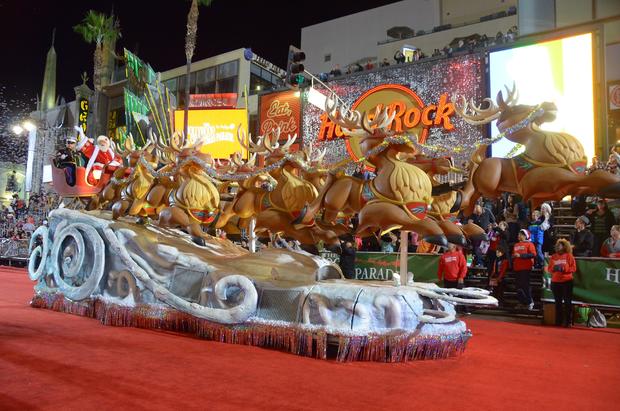 Photo 2 - Santa Claus in the Hollywood Christmas Parade - Photo by William Kidston - DSC_0792 