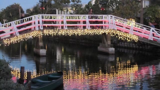 cbs-holiday-events-venice-canals.jpg 