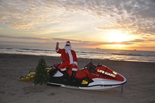 Santa on the Beach 