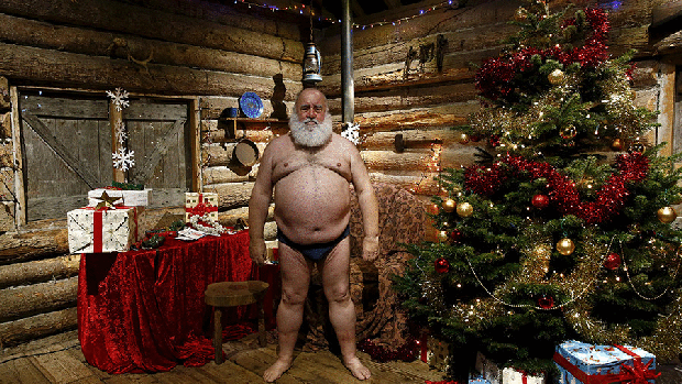 Santa is coming to town 