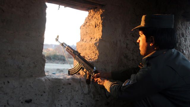 afghanpolicehelmandap655611089273.jpg 