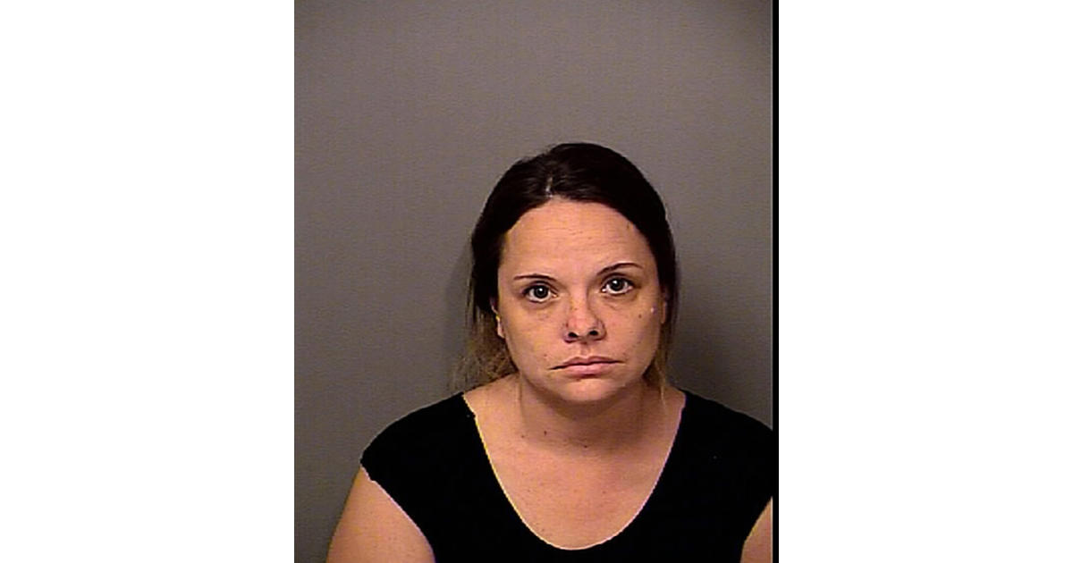 Police Florida Substitute Teacher Sara Moore Had Sex With 14 Year Old