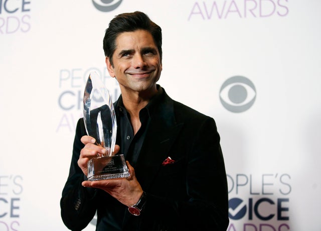 2016-01-07t032932z175343124tb3ec1709oyltrtrmadp3awards-peopleschoice.jpg 