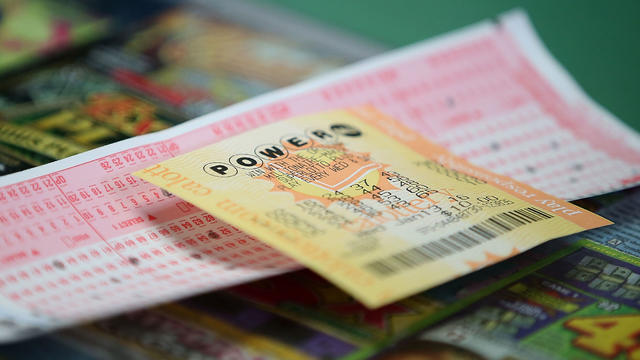 powerball-ticket-getty-504805794.jpg 