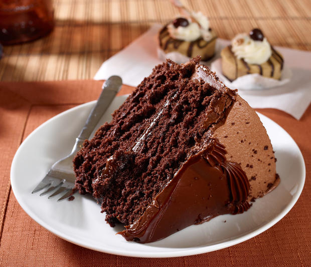 chocolate cake 