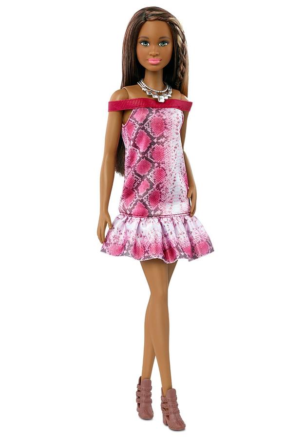 23-barbie-original-dgy56c16069fulllengthtcm718-117911.jpg 