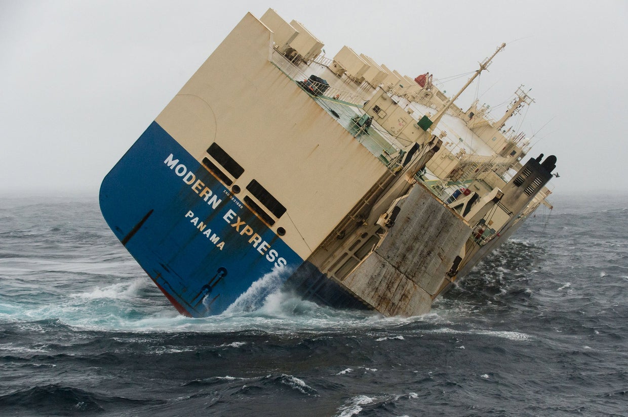 francemodernexpresscargoship.jpg 