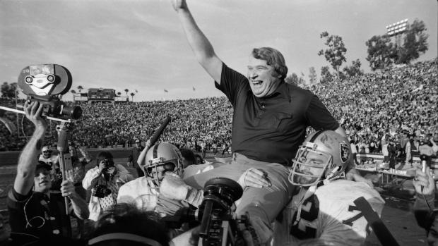 50 years of Super Bowl photography 