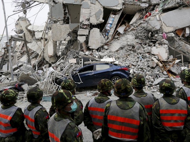 taiwan-quake-rtx25pd1.jpg 