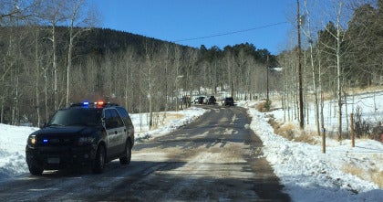 Colorado deputy, suspect killed in shootout, 2 others wounded CBS News