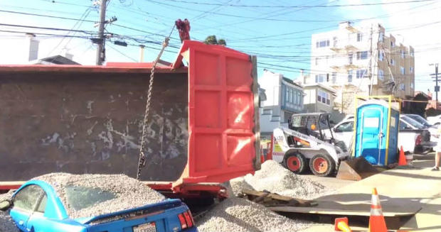 dump-truck-gravel-crash.jpg 