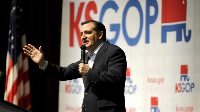 Republican presidential candidate Sen. Ted Cruz speaks to voters at the Kansas Republican Caucus at the Century II Performing Arts and Convention Center in Wichita, Kansas, March 5, 2016. 