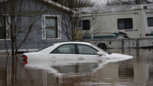 louisianafloodap1603100102185897.jpg 