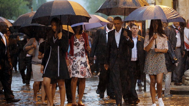 obamafamilyhavanacuba.jpg 